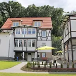 Le Petit Palais - Apartament *
