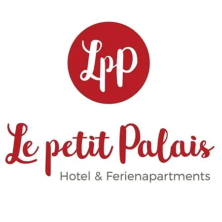 Le Petit Palais - *